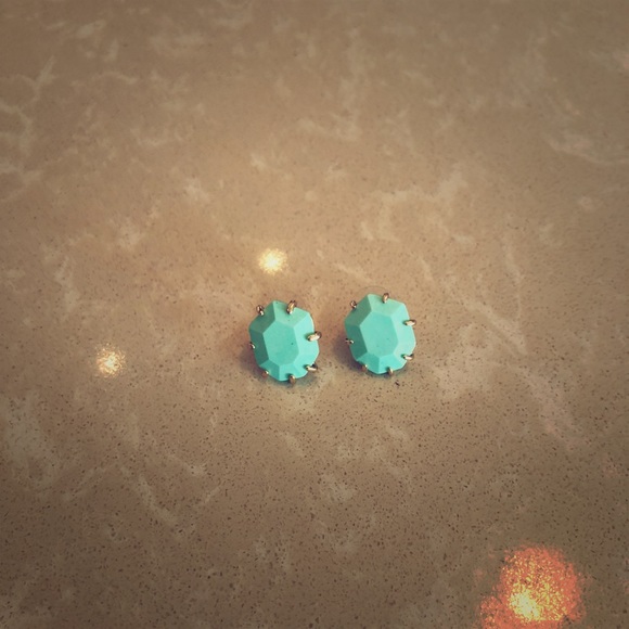kendra scott Jewelry - Kendra Scott Morgan stud. Mint green